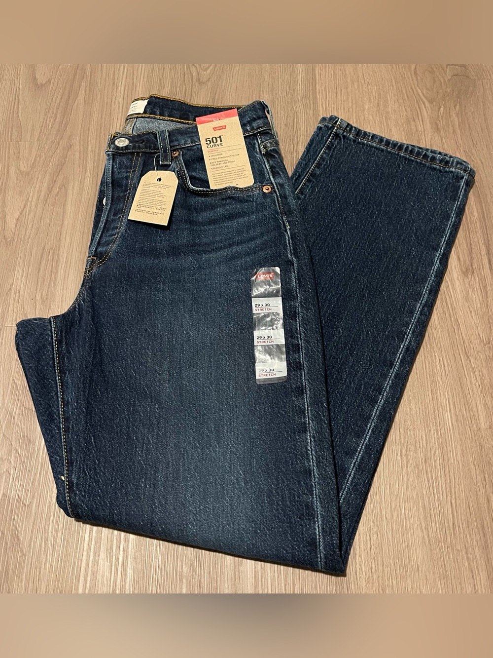 NWT Women’s Levi’s 501 Curve Jeans Size 29x30